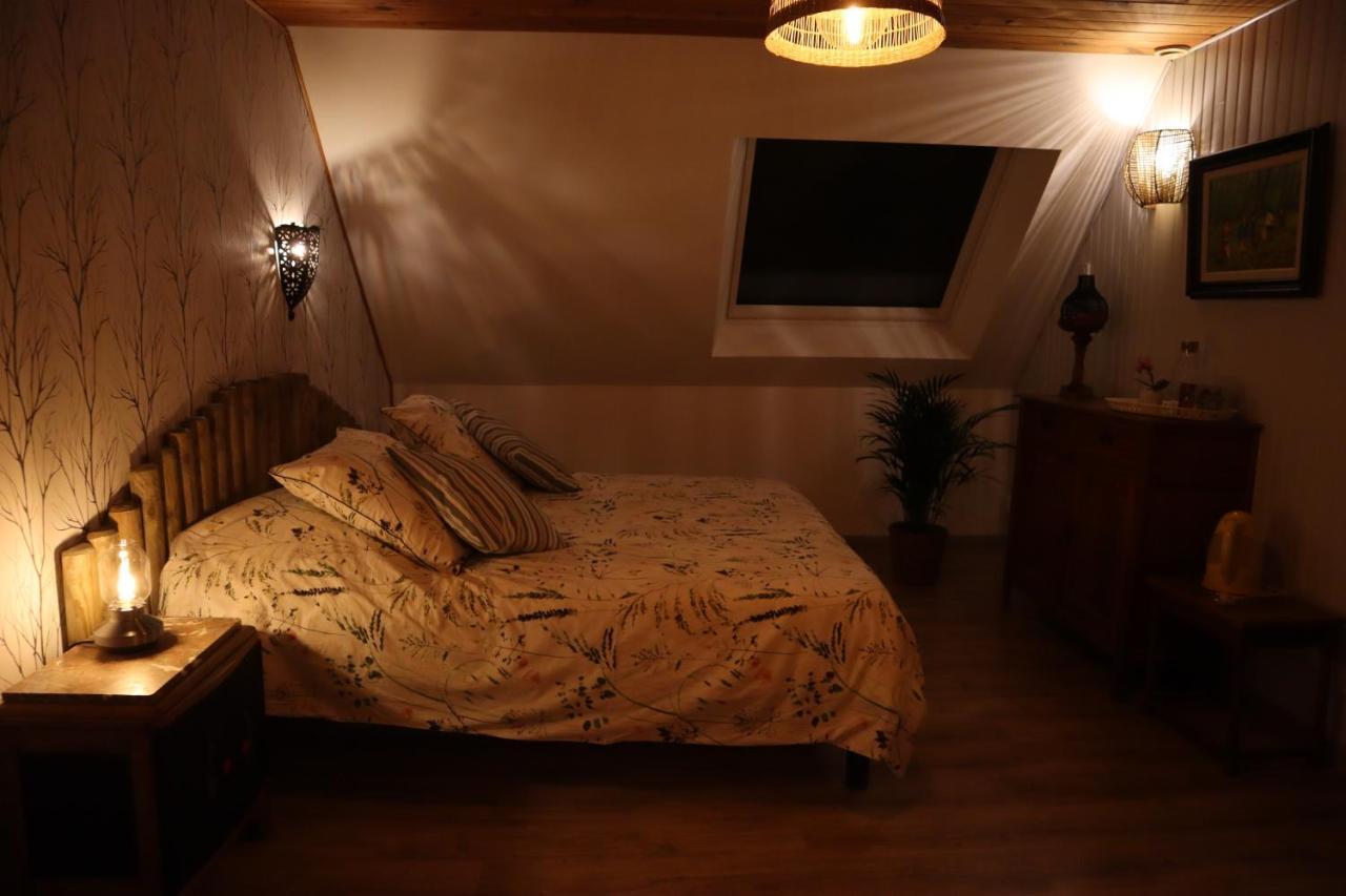 Kleene Geluk - Chambres Et Table D'Hotes Saint-Jans-Cappel Exteriér fotografie